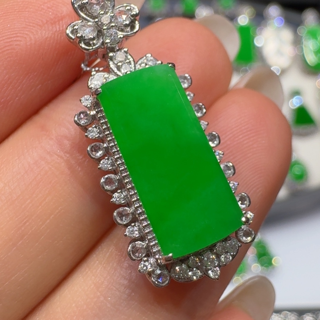 翡翠合金颈饰收到货48小时鉴赏期