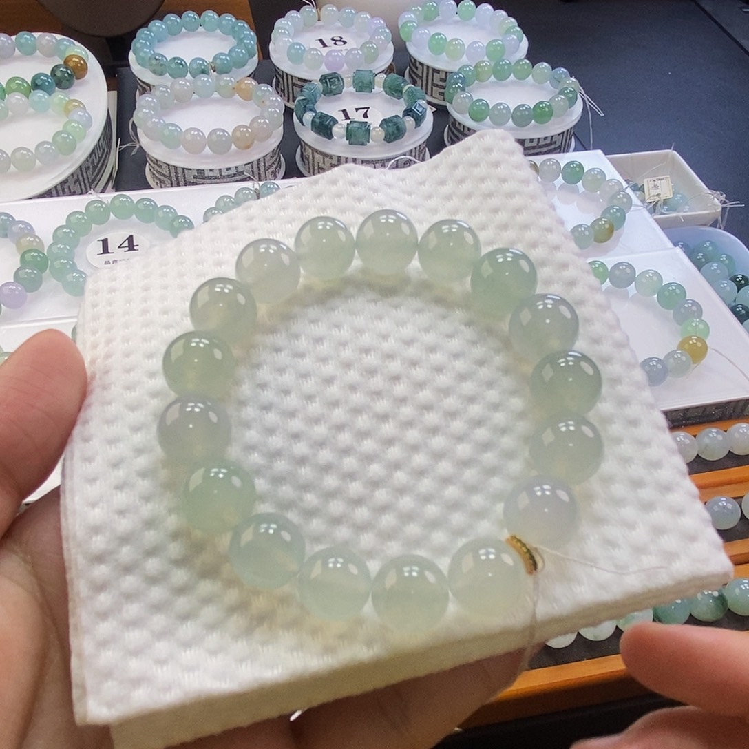 定制翡翠未镶嵌翡翠卡11