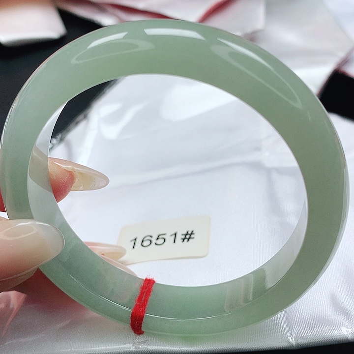 翡翠手镯未镶嵌缅甸天然A货翡翠