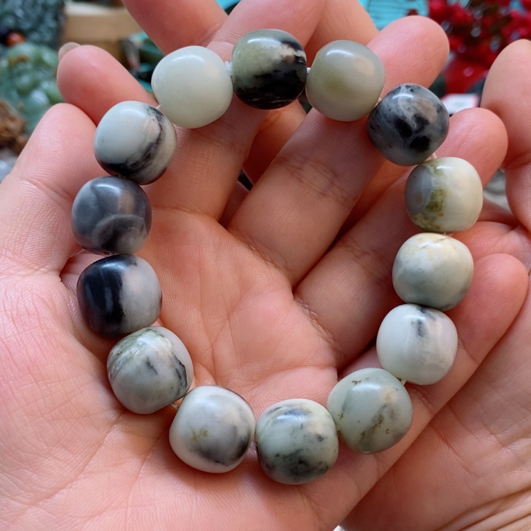 和田玉手串未镶嵌