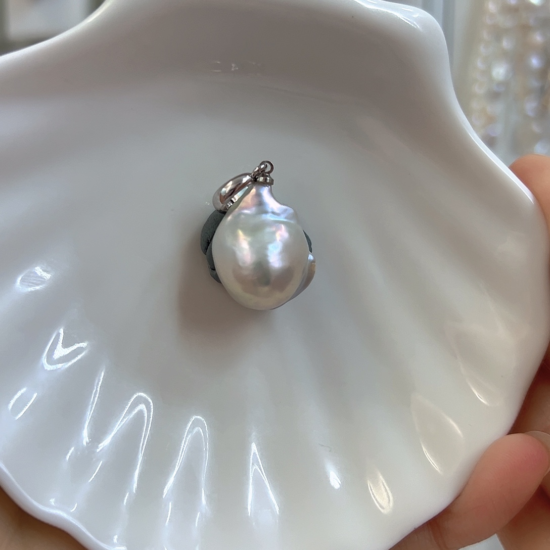 银S925镶嵌淡水珍珠颈饰