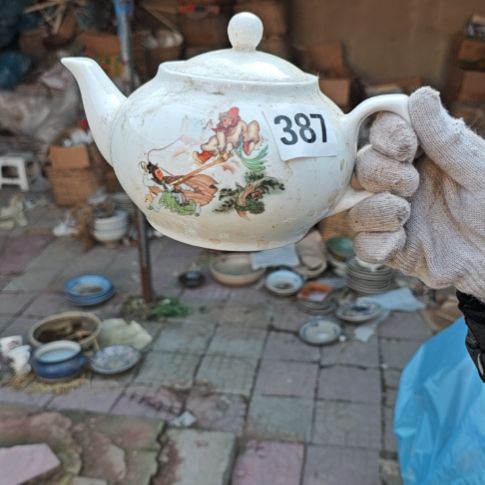 库存瓷片多孔茶壶