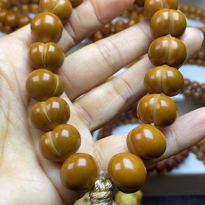 猴头核桃手串猴头