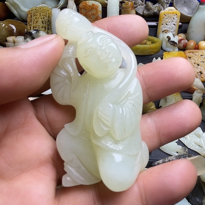 颈饰未镶嵌和田玉