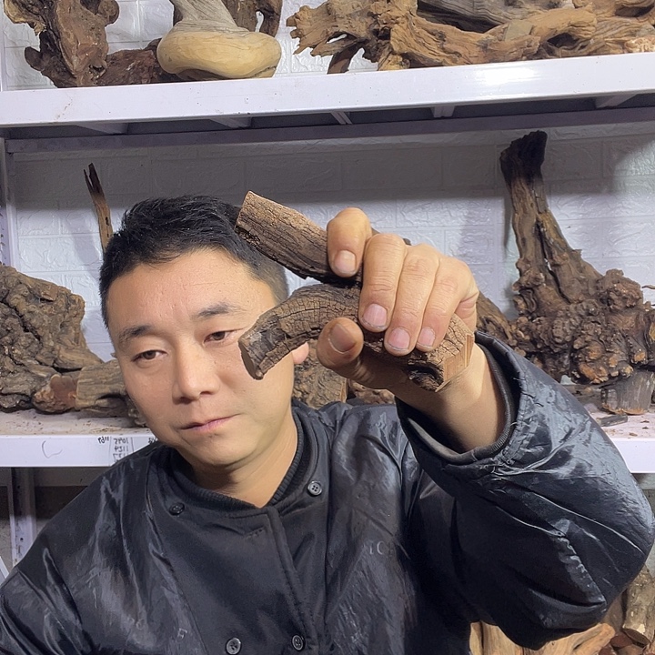 木质陈化火琉璃毛料
