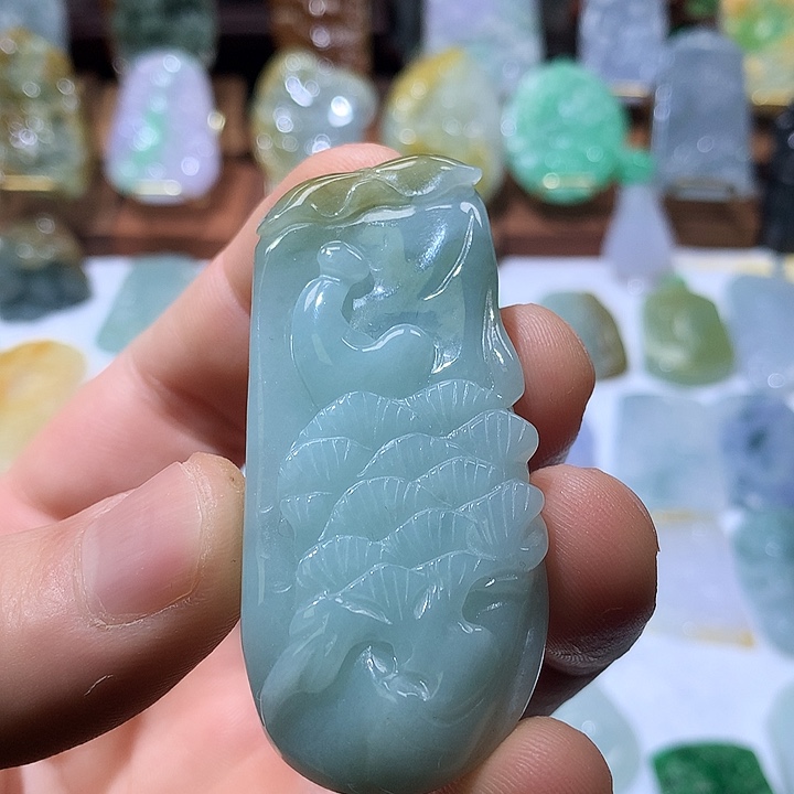 翡翠吊坠(不含链)未镶嵌