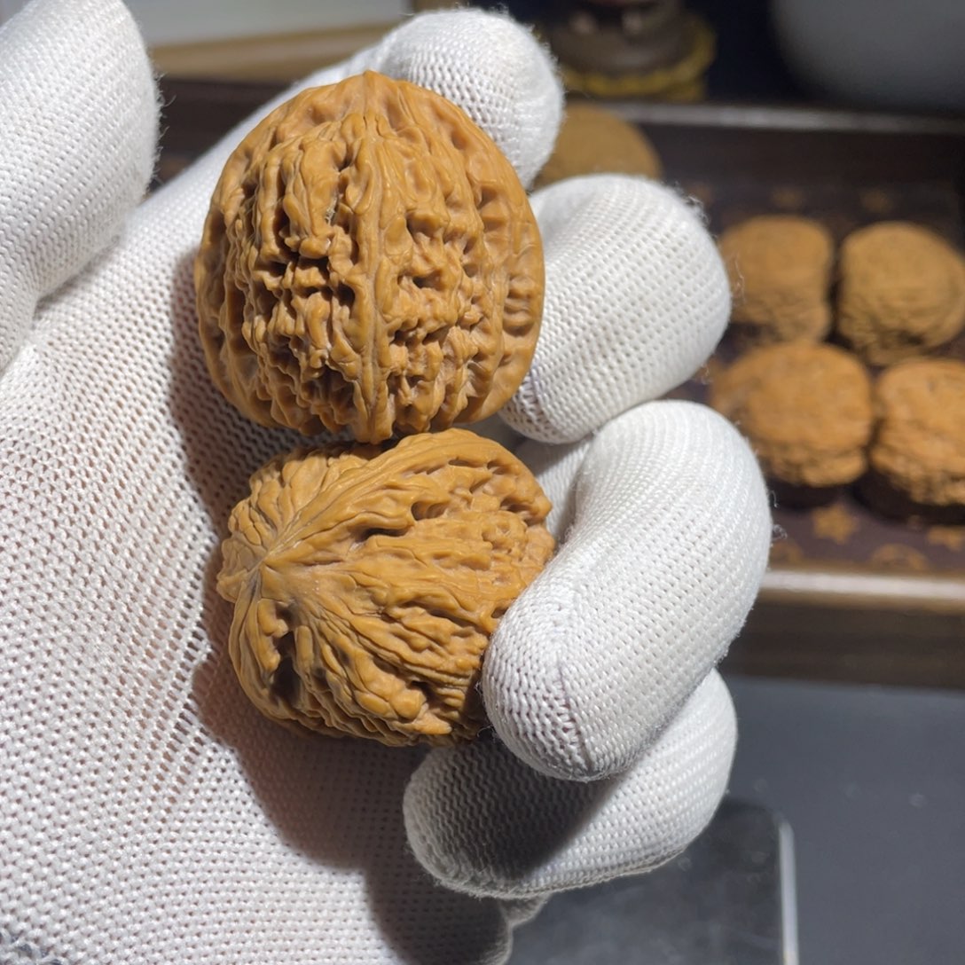 文玩核桃吊坠不*翁核桃