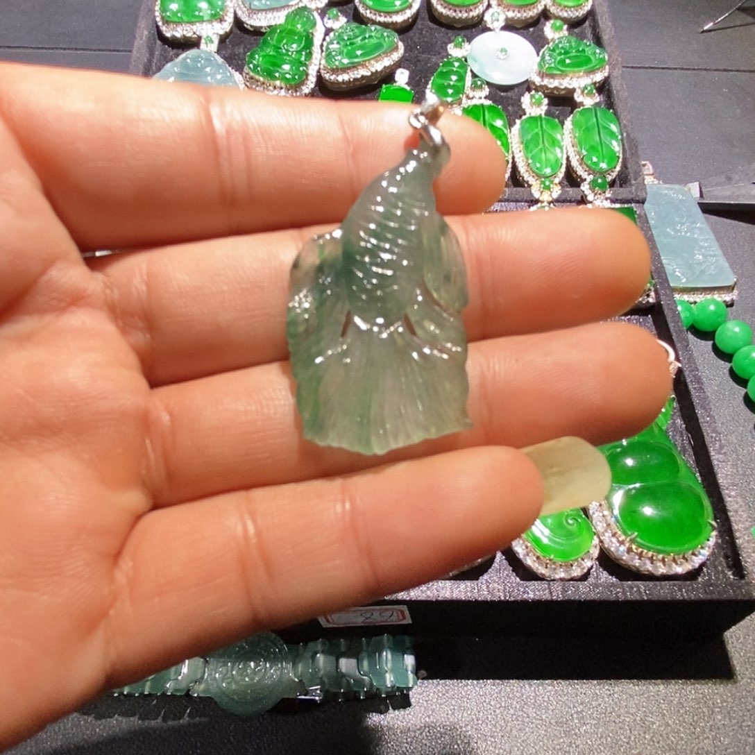 翡翠未镶嵌吊坠(不含链)A货翡翠11