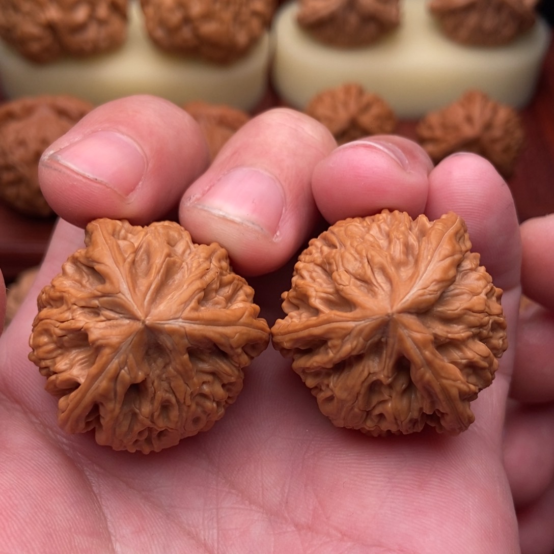 桃核把件绝配粗筋球奔33