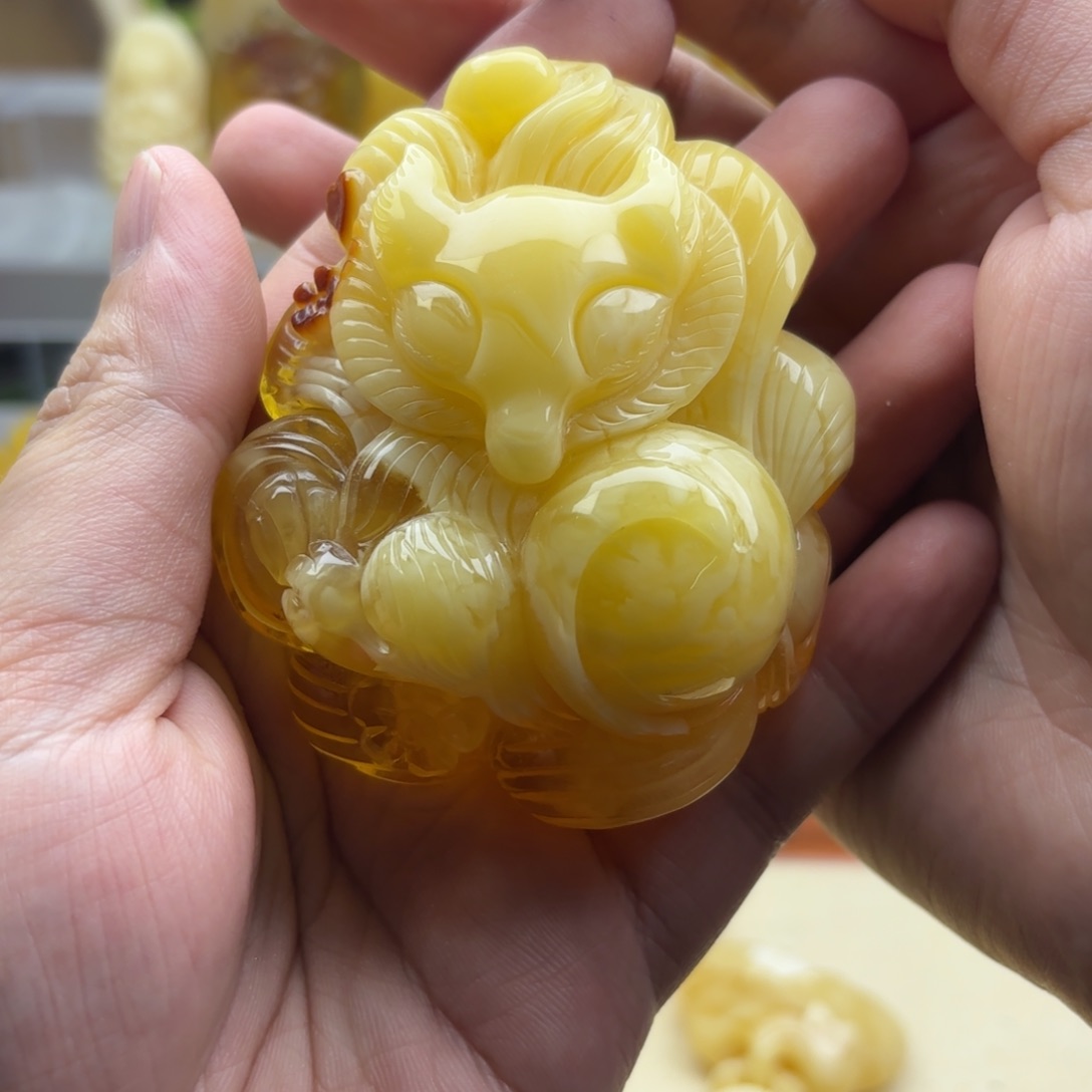 蜜蜡裸石未镶嵌凤九