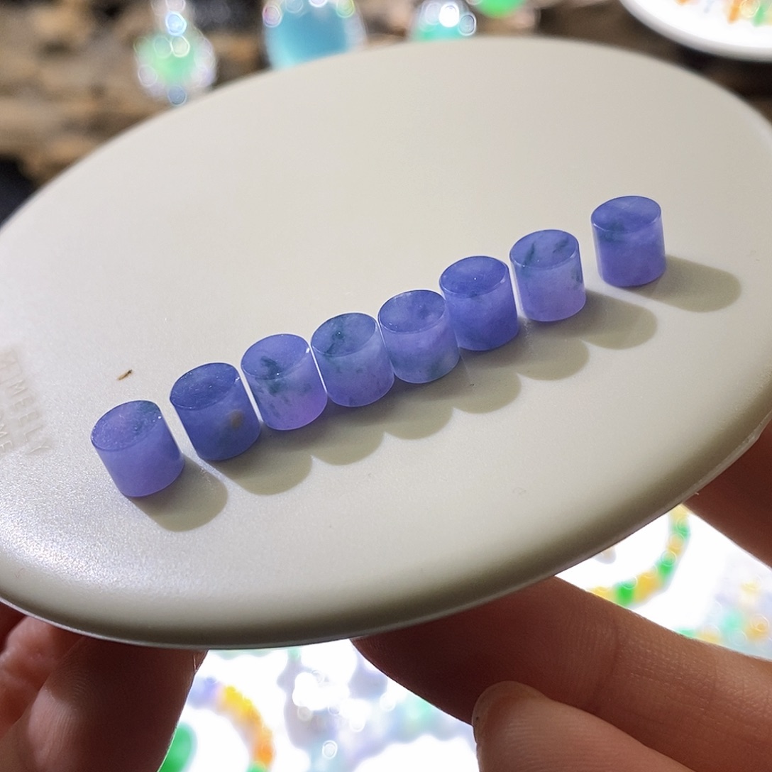 翡翠把件未镶嵌桶珠一手