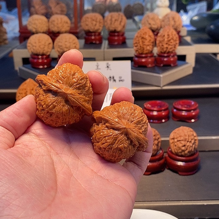 文玩核桃把件无*谓南瓜姐姐自玩款