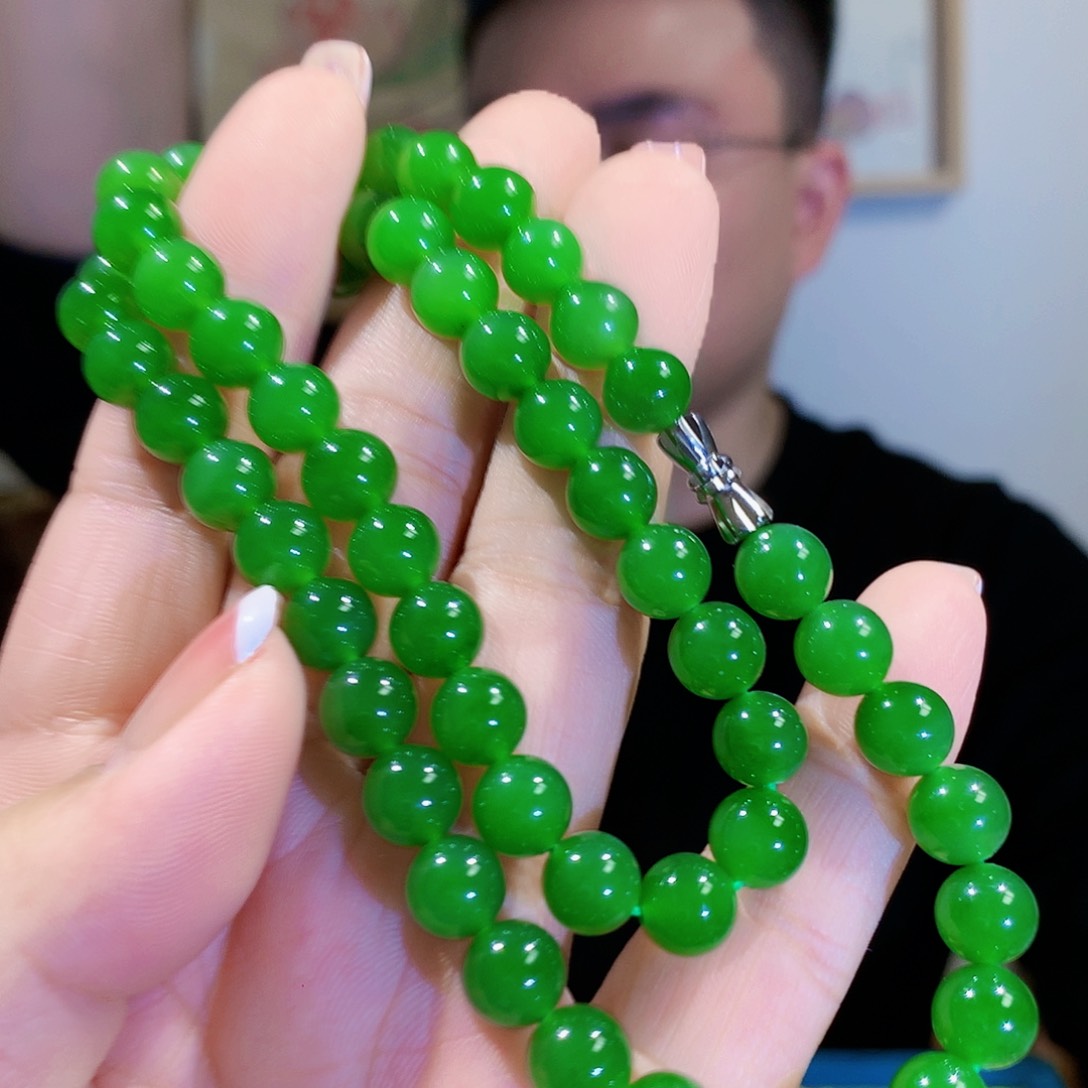 和田玉（碧玉）颈饰未镶嵌