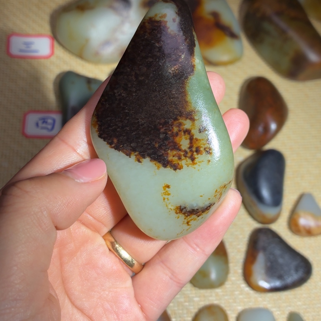 和田玉未镶嵌挂件141g