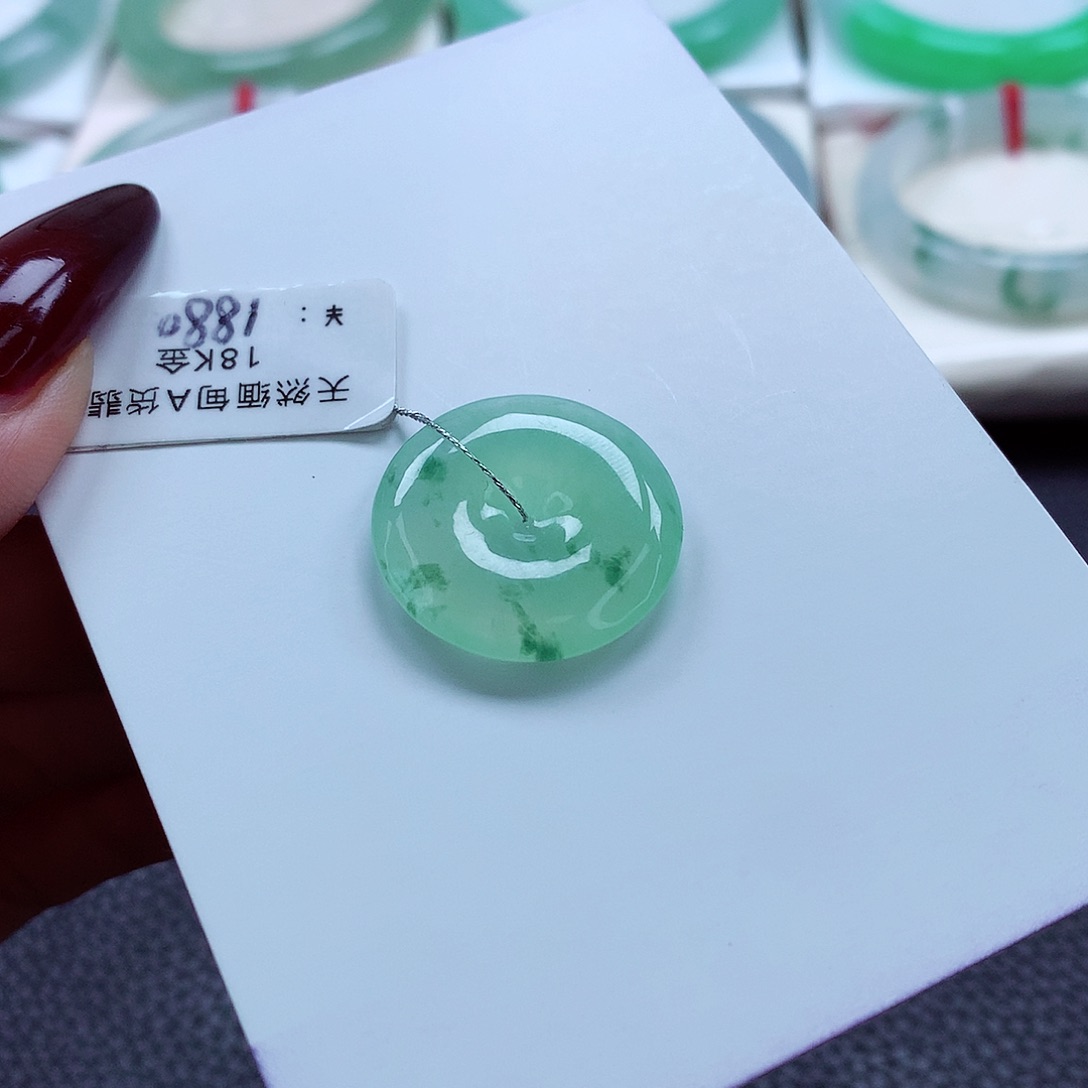 翡翠裸石冰飘绿平安扣