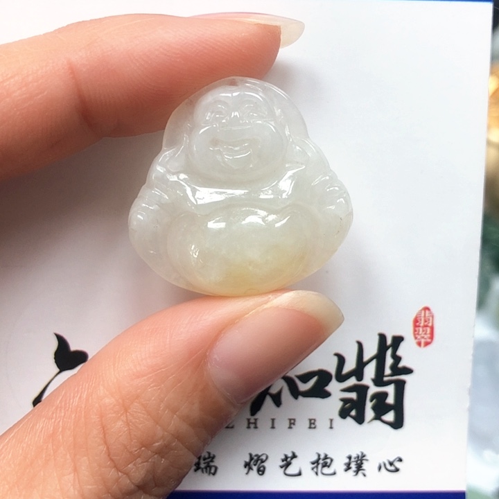 翡翠颈饰未镶嵌肚里藏金佛公