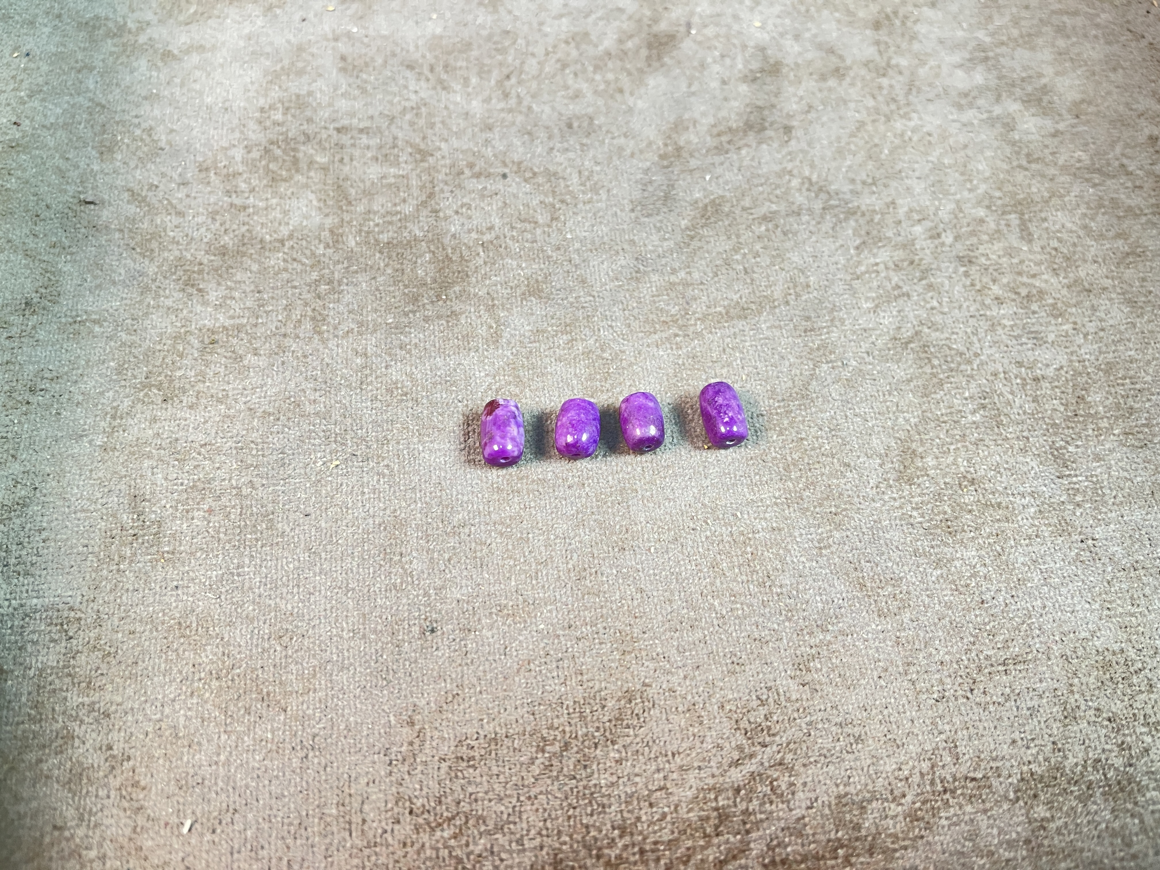 可塘工厂老料泥地紫丝绒桶珠多样性发一个 LL007