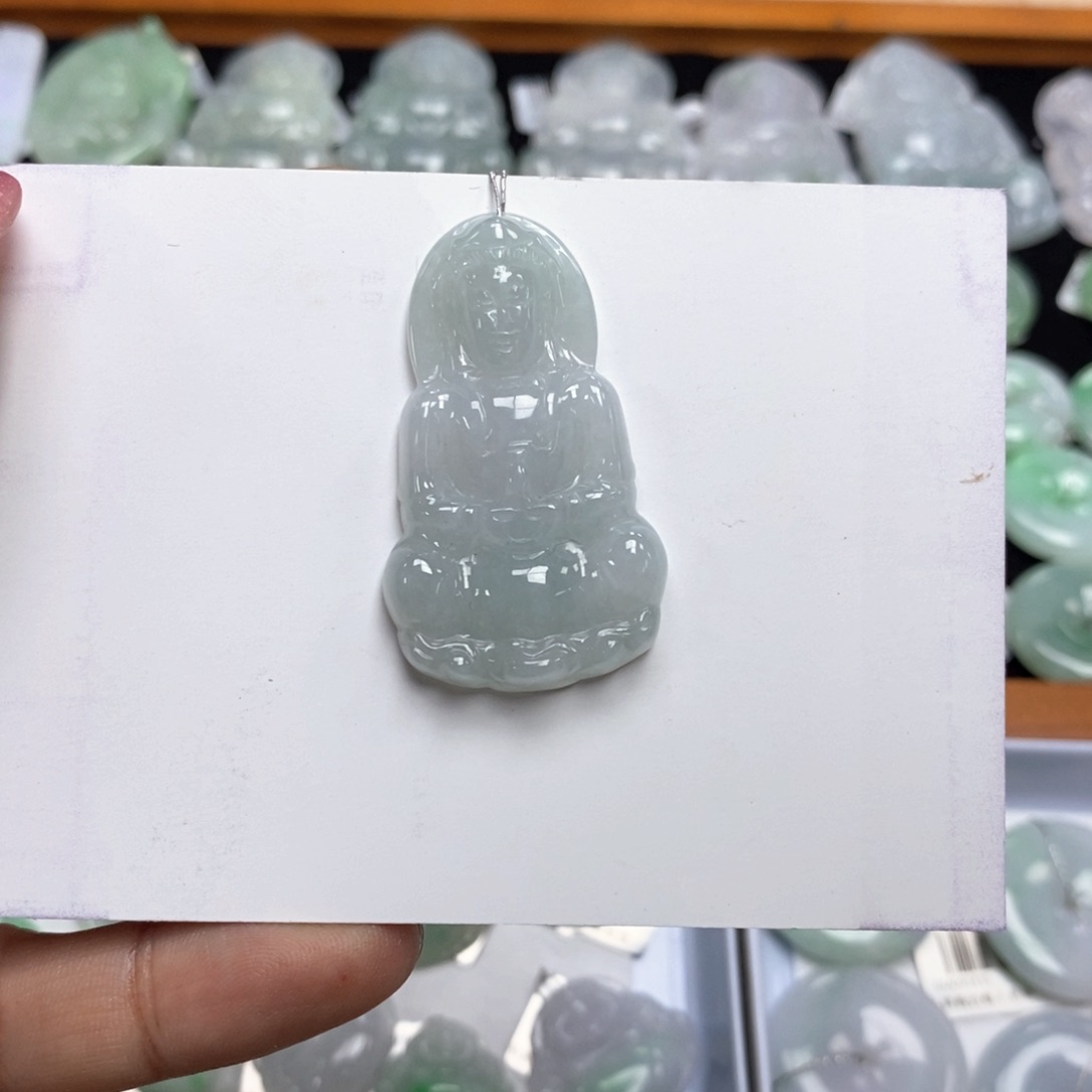 翡翠颈饰未镶嵌观音