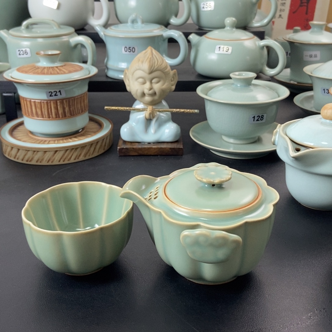 吴***为仿古釉旅行套装福利款