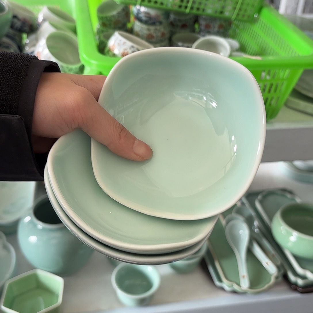 龙泉云间青瓷小米茶器