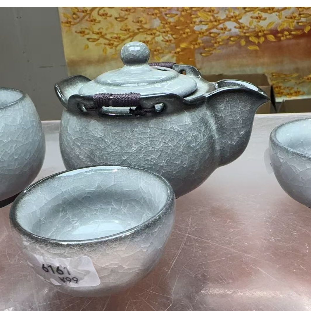 龙窑茶器   黑冰手抓壶+主人杯+2杯（旅行茶具）     6161   （B）
