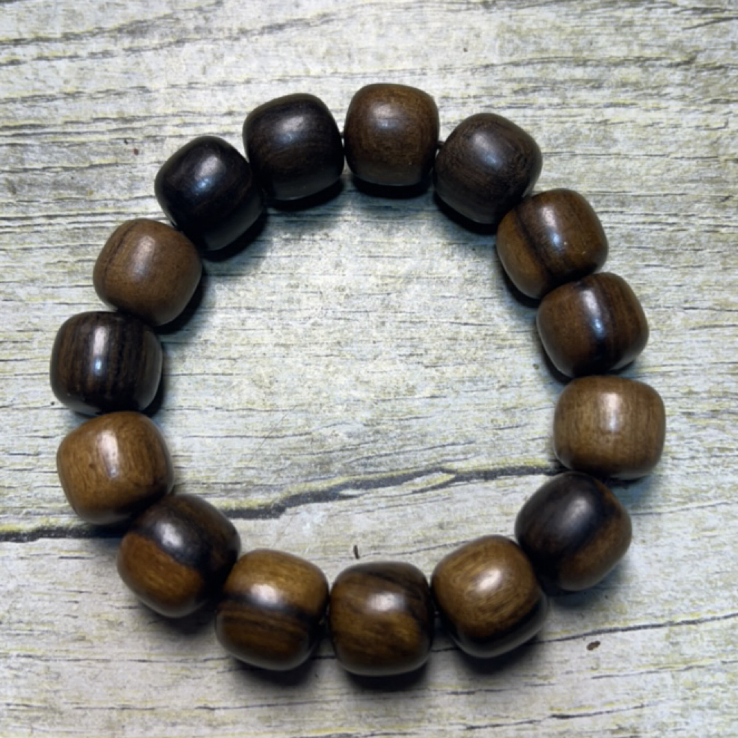 7 福来精选文玩沉香木作手串14mm