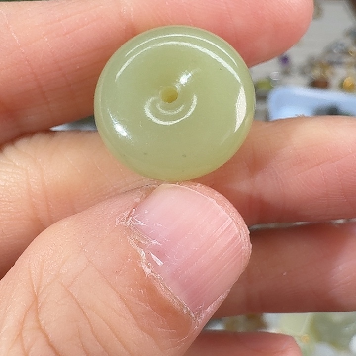 和田玉未镶嵌颈饰18.27