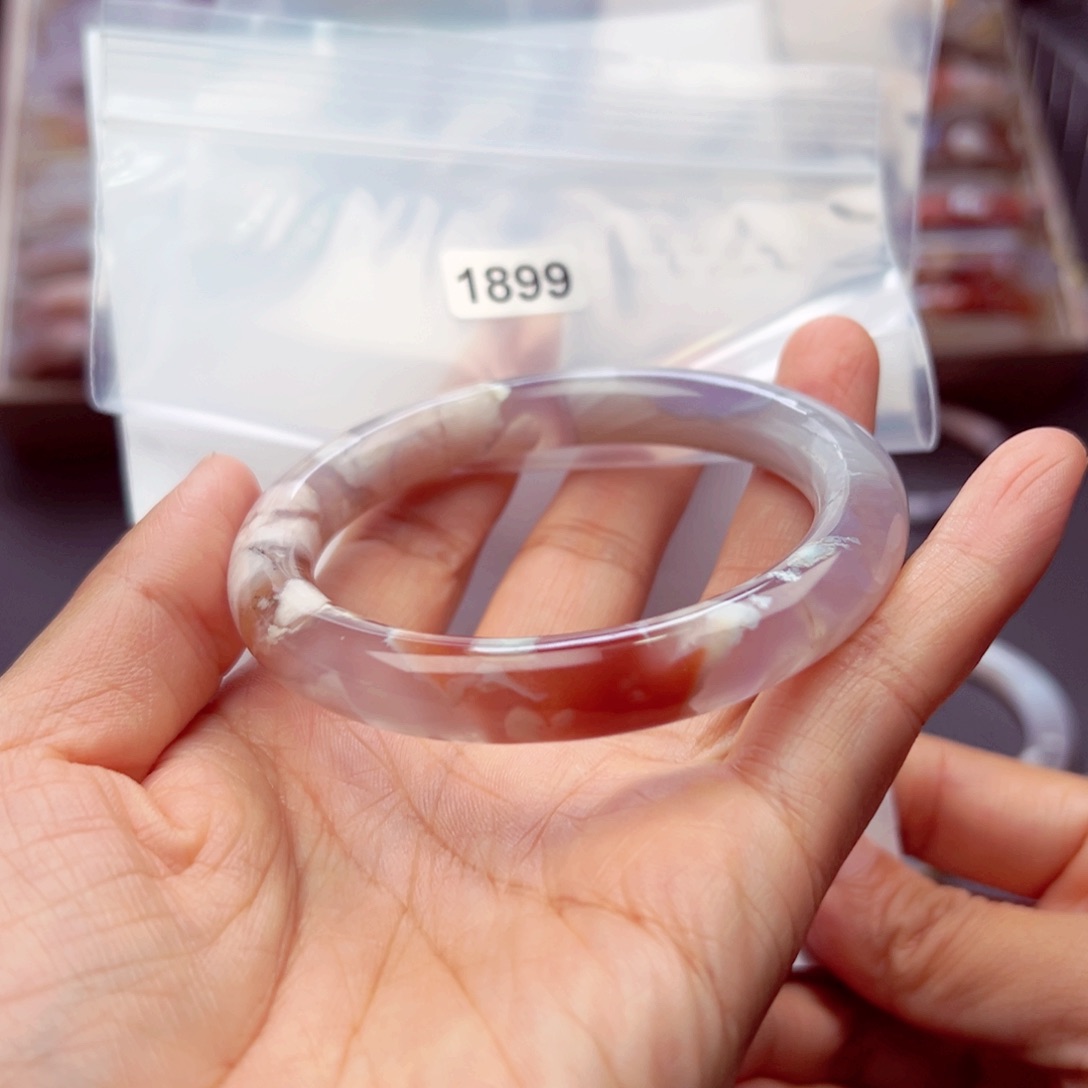 手镯玛瑙/玉髓未镶嵌佳***宸