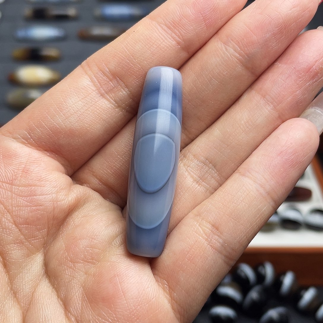 玛瑙/玉髓未镶嵌颈饰今****夜