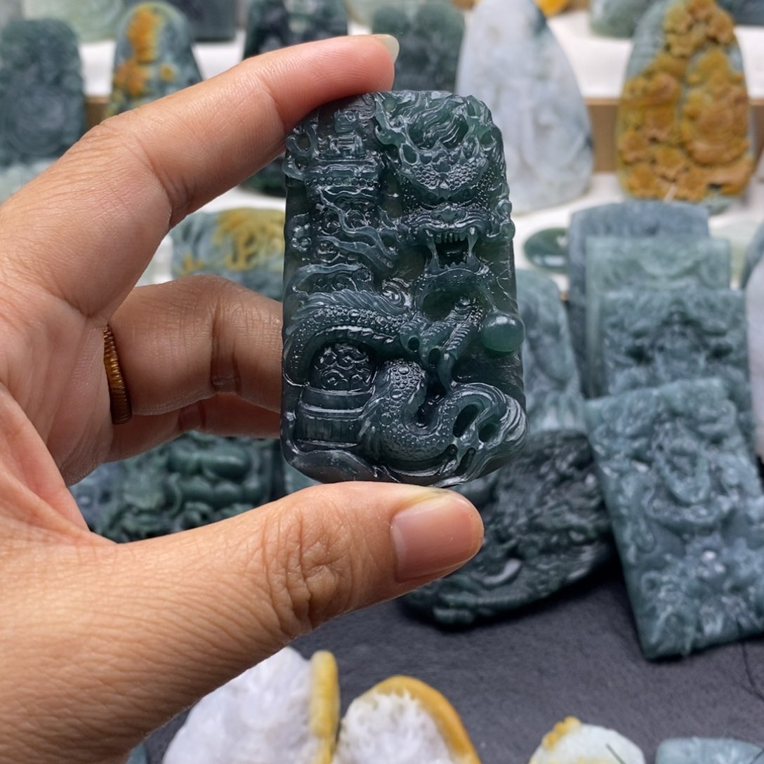 未镶嵌定制翡翠翡翠