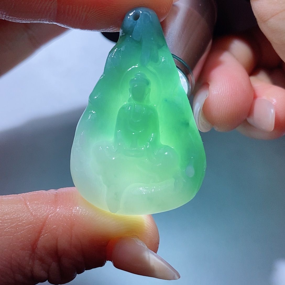 定制翡翠未镶嵌翡翠