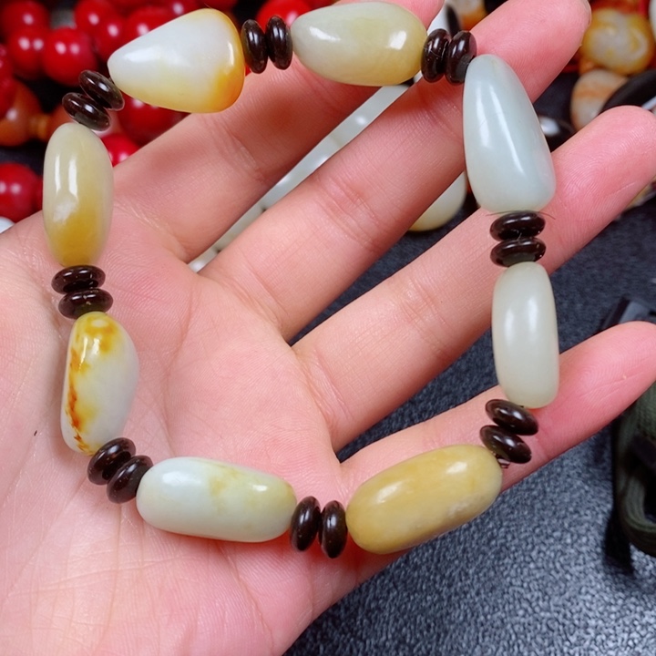 和田玉手链未镶嵌