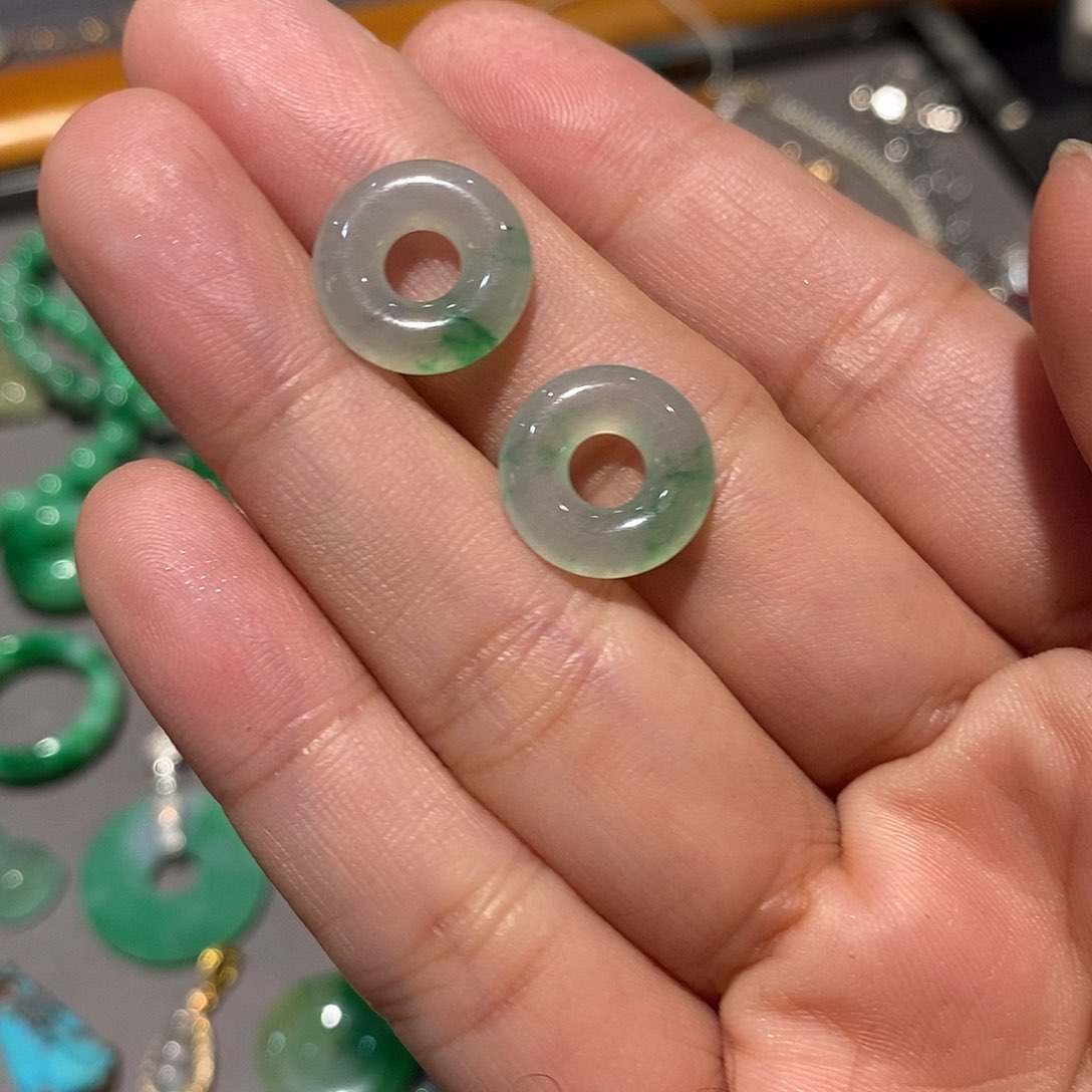 翡翠耳饰未镶嵌冰飘绿甜甜圈