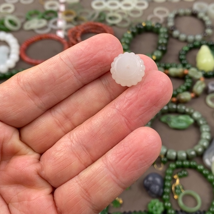 和田玉吊坠(不含链)未镶嵌