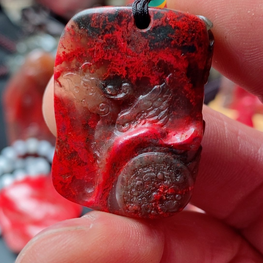 昌化鸡血石昌化鸡血石挂件