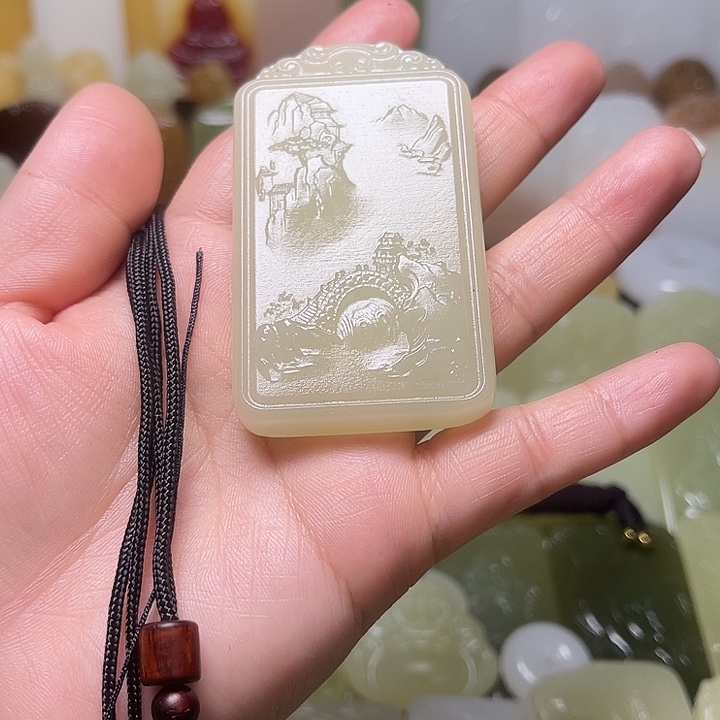 和田玉未镶嵌颈饰