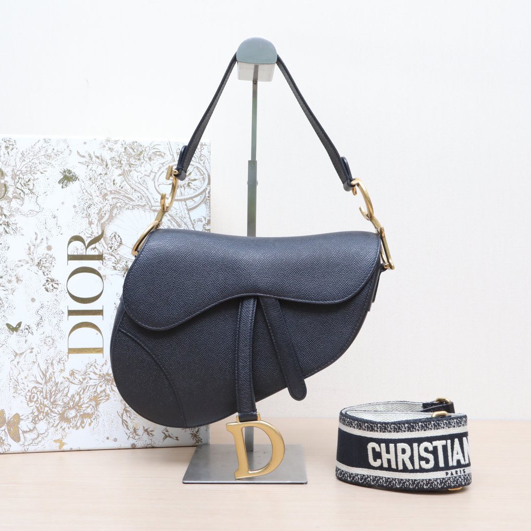 95新 DIOR/迪奥 小花Jerry P205224688 马鞍 中号 配肩带 黑色