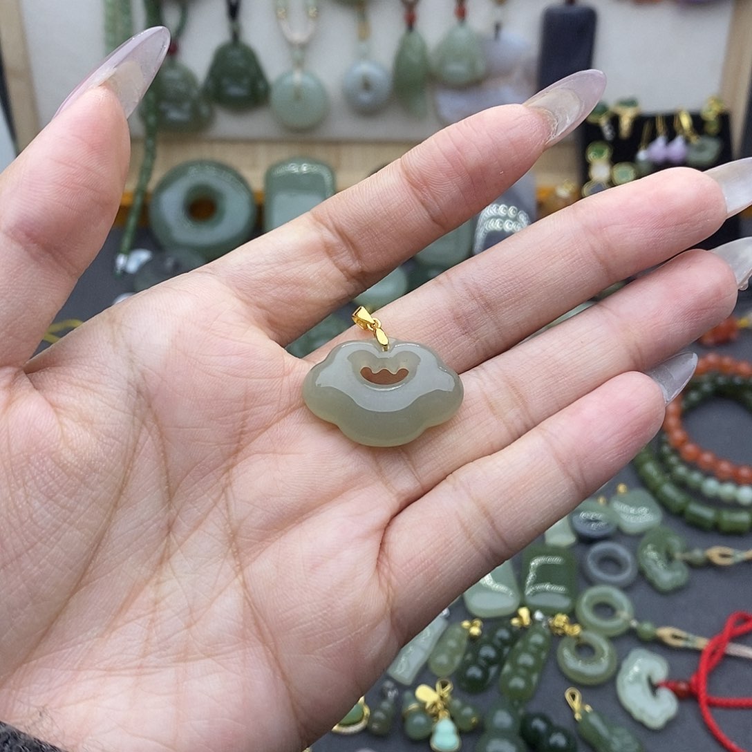 和田玉吊坠(不含链)银S925镶嵌