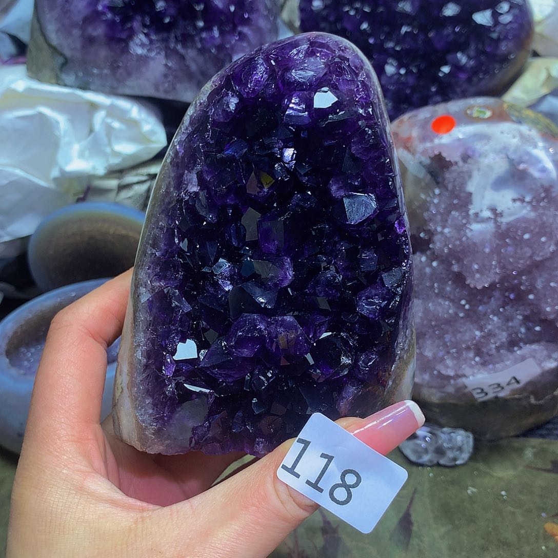 紫晶大型摆件（非配饰）未镶嵌