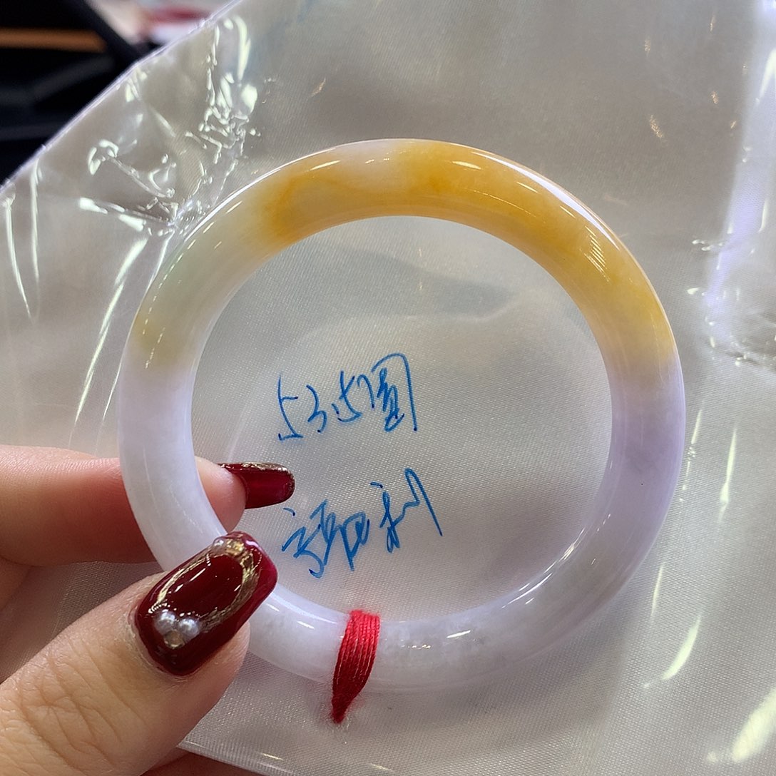 翡翠手镯未镶嵌53.5圆条