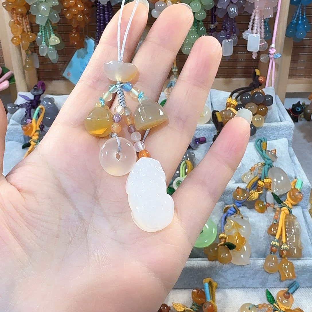 玛瑙/玉髓挂件未镶嵌