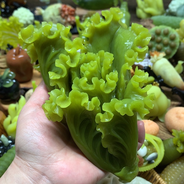 蛇纹石玉手把件未镶嵌