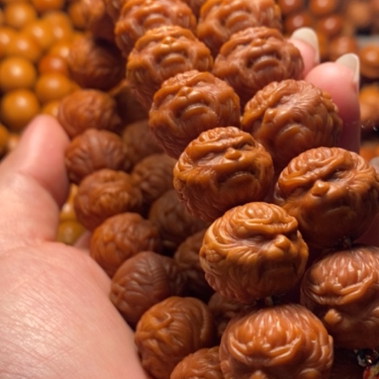 爱***姐猴头核桃手串大圣归来