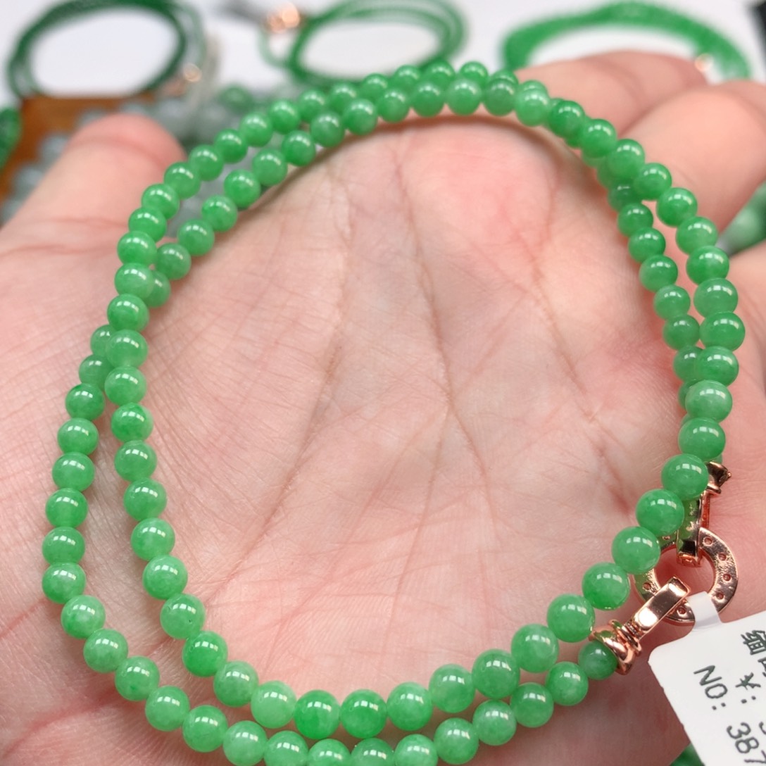 翡翠手链未镶嵌翡翠