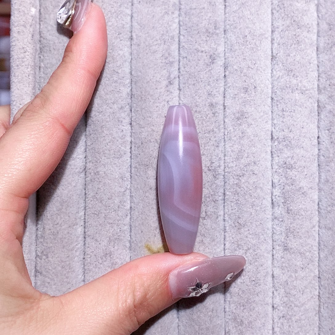 莫***a玛瑙/玉髓未镶嵌颈饰