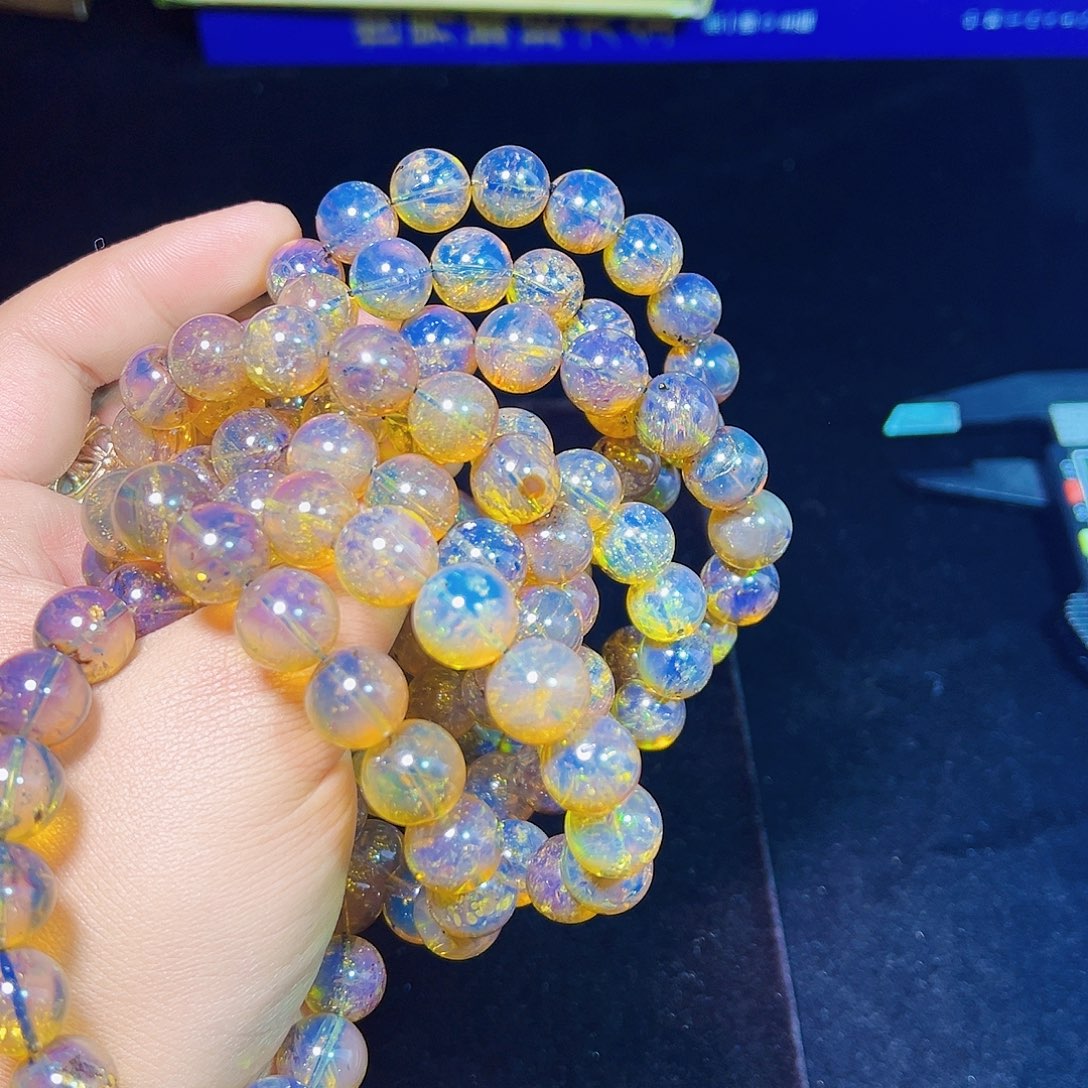 琥珀裸石未镶嵌琥珀