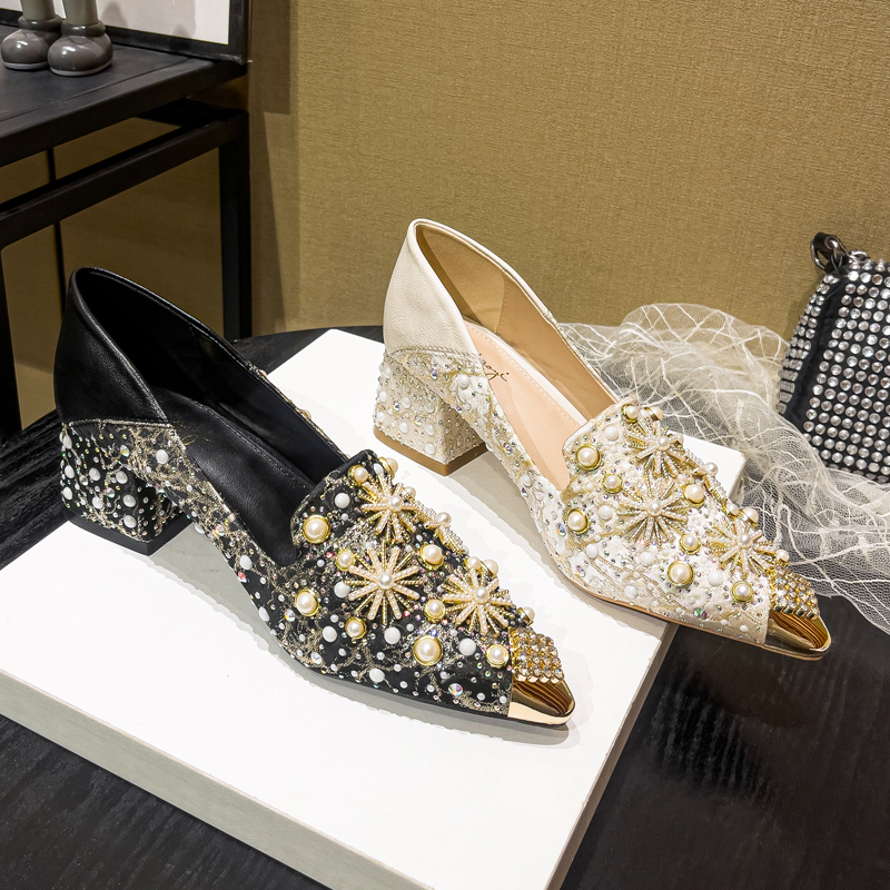 水钻雪花粗跟单鞋浅口新款不累脚单鞋尖头高跟单鞋女