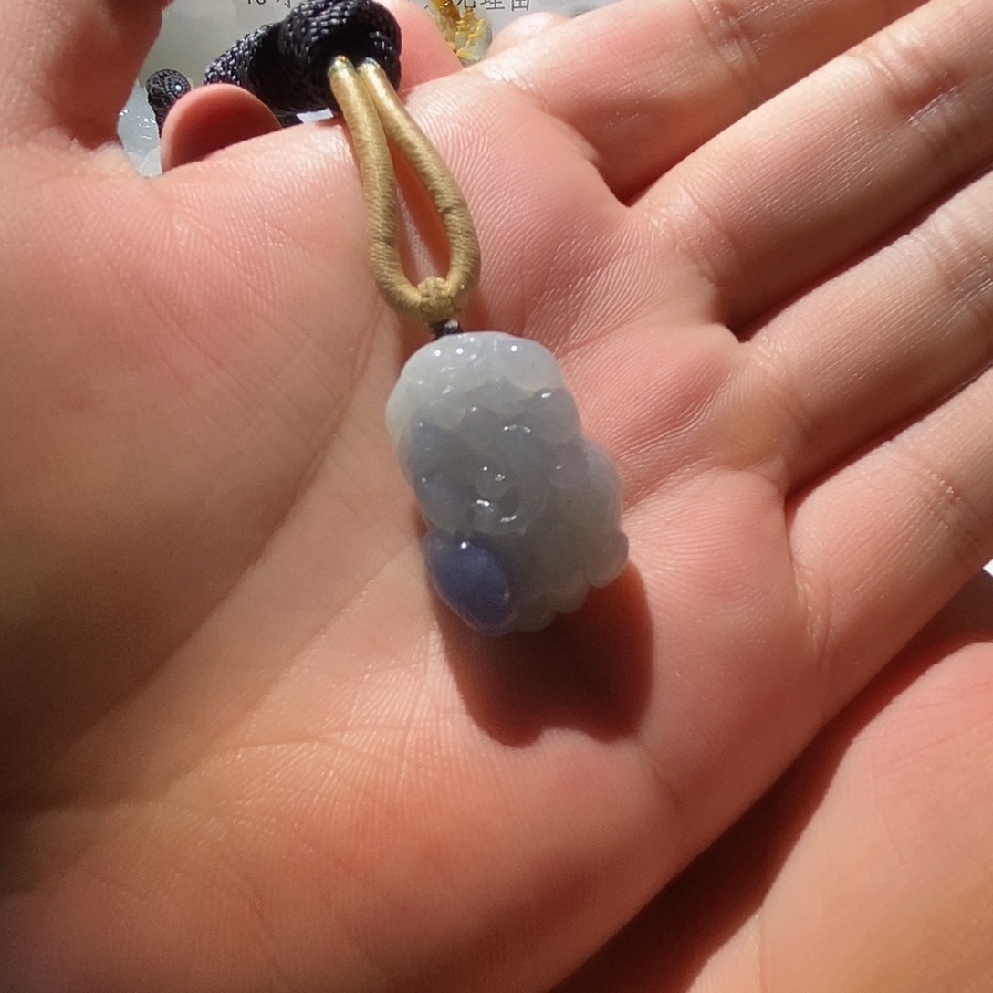 翡翠未镶嵌颈饰貔貅吊坠