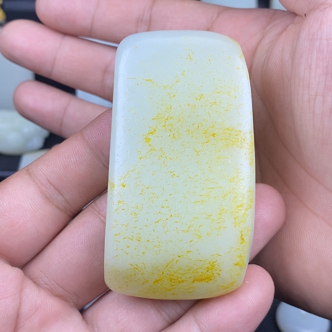 辉***阳定制和田玉未镶嵌牌