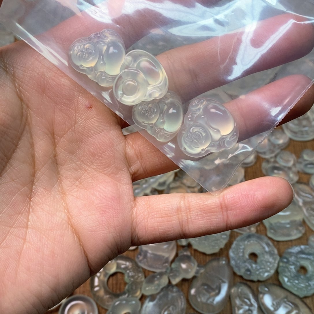 岫玉吊坠(不含链)未镶嵌@*梅